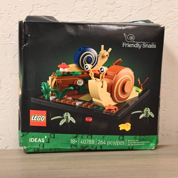 LEGO FRIENDLY SNAILS Set 40788 Ideas - Picture 2 of 5